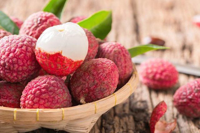 Loại tr&aacute;i c&acirc;y đặc trưng của m&ugrave;a h&egrave;, nhiều người m&ecirc; nhưng một số nh&oacute;m người n&ecirc;n hạn chế ăn - Ảnh 3.