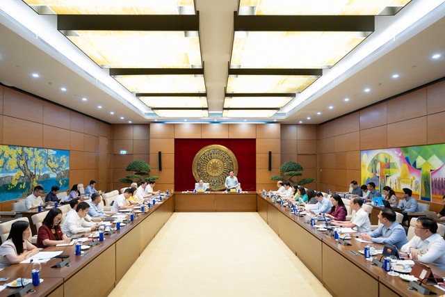 Ủy ban Pháp luật và Tư pháp phải đi đầu trong tư duy pháp quyền - Ảnh 1.