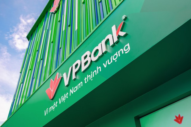 VPBank sắp phát hành hơn 2 tỷ cổ phiếu thưởng, vốn điều lệ vượt mốc 100.000 tỷ đồng - Ảnh 1.