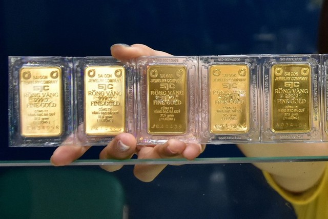 Bộ Tài chính làm rõ việc đánh thuế giao dịch vàng miếng - Ảnh 1.