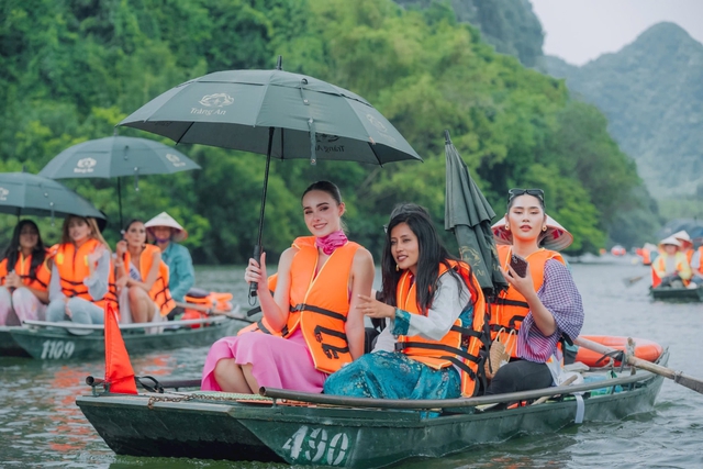 Hà Nội đưa doanh nghiệp ngoại “mục sở thị” để chốt dòng khách chất lượng cao- Ảnh 2. Hà Nội đưa doanh nghiệp ngoại “mục sở thị” để chốt dòng khách chất lượng cao- Ảnh 2.