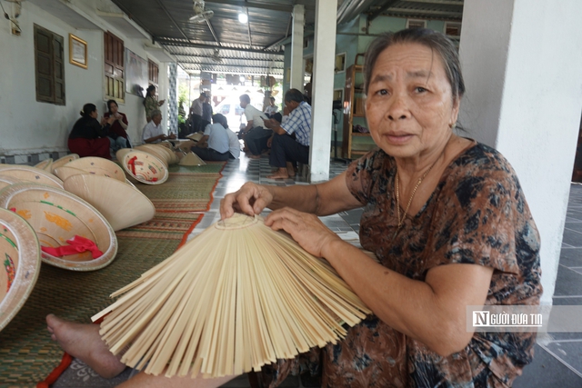 Kiến tạo không gian du lịch cộng đồng, tìm đầu ra cho làng nghề nón ngựa Di sản văn hóa quốc gia- Ảnh 3. Kiến tạo không gian du lịch cộng đồng, tìm đầu ra cho làng nghề nón ngựa Di sản văn hóa quốc gia- Ảnh 3.