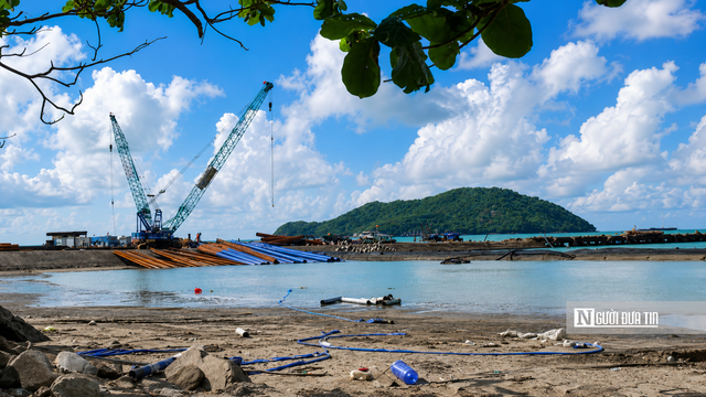 Cận cảnh cầu vượt biển dài nhất Việt Nam đang thành hình giữa sóng gió Cà Mau- Ảnh 14. Cận cảnh cầu vượt biển dài nhất Việt Nam đang thành hình giữa sóng gió Cà Mau- Ảnh 14.
