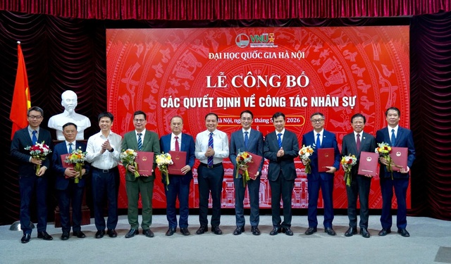 Đại học Quốc gia Hà Nội bổ nhiệm loạt hiệu trưởng, hiệu phó- Ảnh 1. Đại học Quốc gia Hà Nội bổ nhiệm loạt hiệu trưởng, hiệu phó- Ảnh 1.