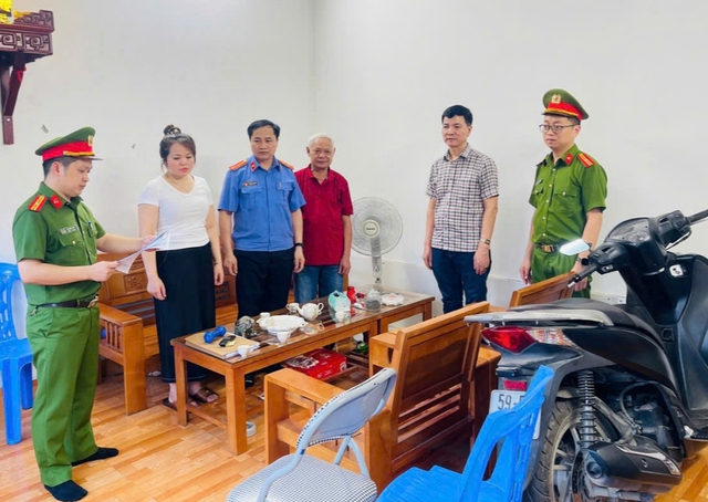 Khởi tố gi&aacute;m đốc v&agrave; kế to&aacute;n c&ocirc;ng ty trốn thuế hơn 4,4 tỷ đồng- Ảnh 1.