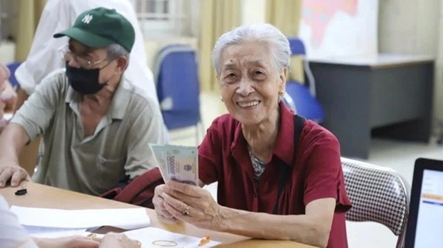Gần 3,5 triệu người sắp nhận lương hưu tháng 6: Đây là điều cần lưu ý - Ảnh 1.