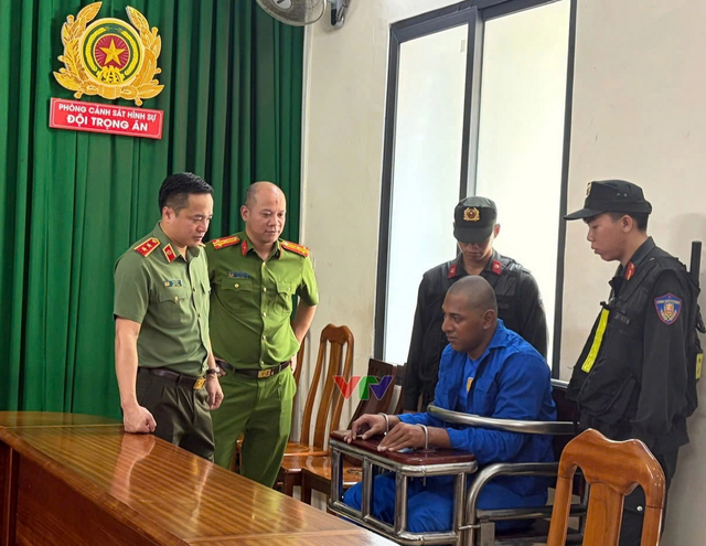 Hai hung thủ người nước ngoài gây án tại Tp.HCM đối diện mức án nào?- Ảnh 1. Hai hung thủ người nước ngoài gây án tại Tp.HCM đối diện mức án nào?- Ảnh 1.