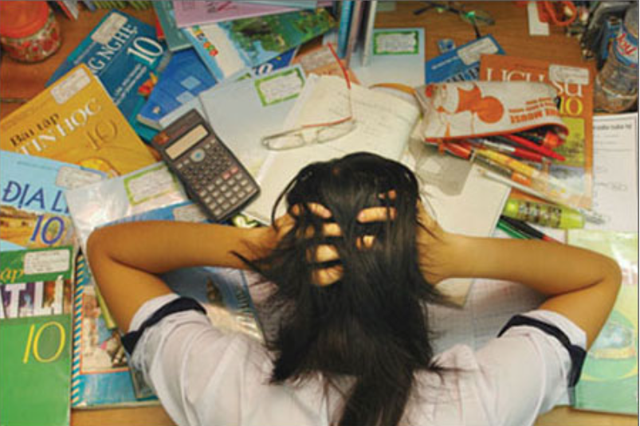 Vì sao đất nước gần như không áp lực thi cử, nhưng học sinh vẫn "run như cầy sấy"? - Ảnh 1.