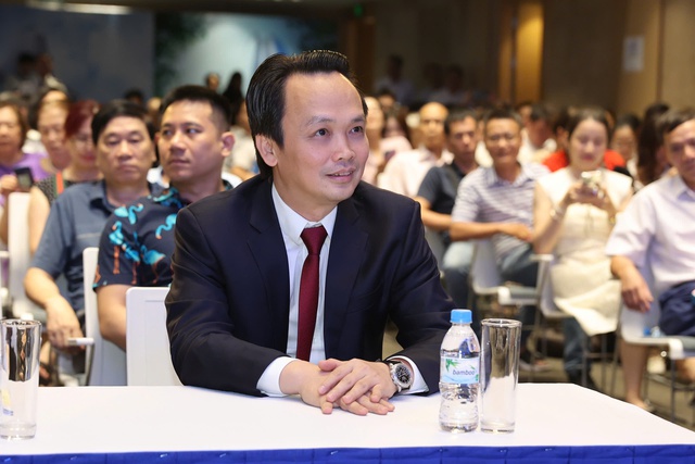 Ông Trịnh Văn Quyết sẽ có vai trò gì tại FLC?- Ảnh 2. Ông Trịnh Văn Quyết sẽ có vai trò gì tại FLC?- Ảnh 2.