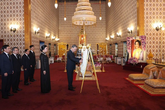 Tổng Bí thư, Chủ tịch nước Tô Lâm hội kiến Nhà Vua Thái Lan- Ảnh 3. Tổng Bí thư, Chủ tịch nước Tô Lâm hội kiến Nhà Vua Thái Lan- Ảnh 3.