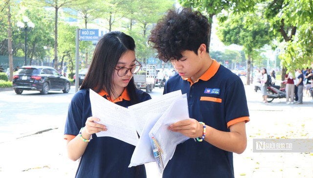 Th&iacute; sinh tự tin đạt điểm tối đa m&ocirc;n tiếng Anh thi v&agrave;o lớp 10 H&agrave; Nội- Ảnh 3.