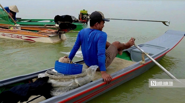 Theo ch&acirc;n người d&acirc;n &ldquo;x&oacute;m Việt kiều&rdquo; mưu sinh b&ecirc;n hồ Dầu Tiếng- Ảnh 13.
