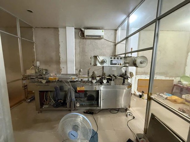 C&ocirc;ng an Tp.HCM bắt chủ nh&agrave; thuốc đ&ocirc;ng y Bảo Thanh Đường - Ảnh 3.