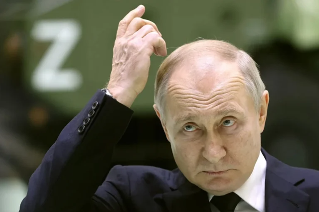 Ông Putin lên tiếng vụ UAV nghi của Nga rơi ở Romania - Ảnh 1.