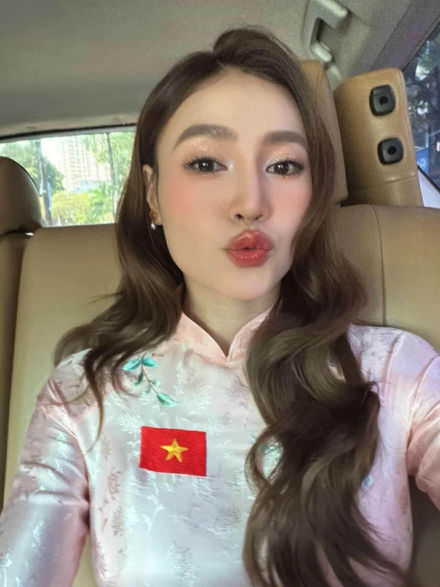 "Ngọc nữ m&agrave;n ảnh" Ninh Dương Lan Ngọc gặp lại "mối t&igrave;nh đầu" sau nhiều năm - Ảnh 5.