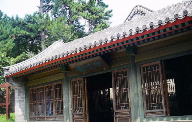 Tử Cấm Th&agrave;nh xuất hiện vết nứt lạ, b&iacute; mật bị ch&ocirc;n giấu suốt 618 năm dần h&eacute; lộ - Ảnh 5.