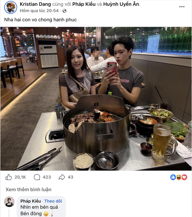 Xuất hiện cặp đ&ocirc;i vibiz nghi "phim giả t&igrave;nh thật", "tay trong tay" dạo phố - Ảnh 5.