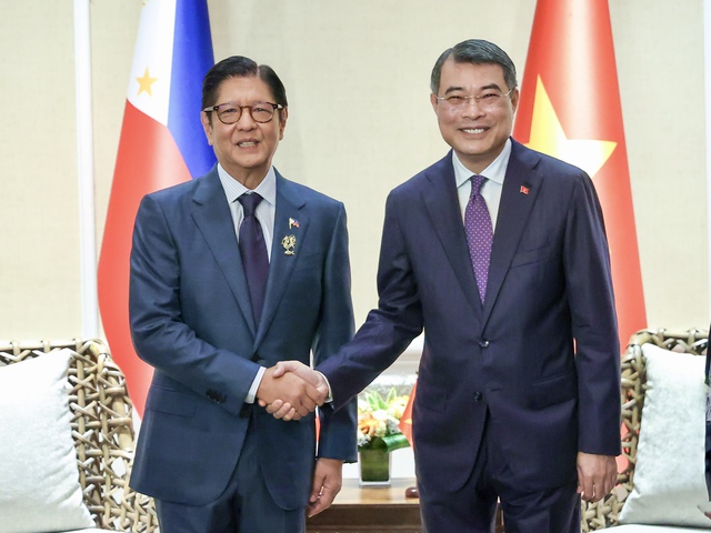Thủ tướng L&ecirc; Minh Hưng hội kiến Tổng thống Philippines - Ảnh 1.