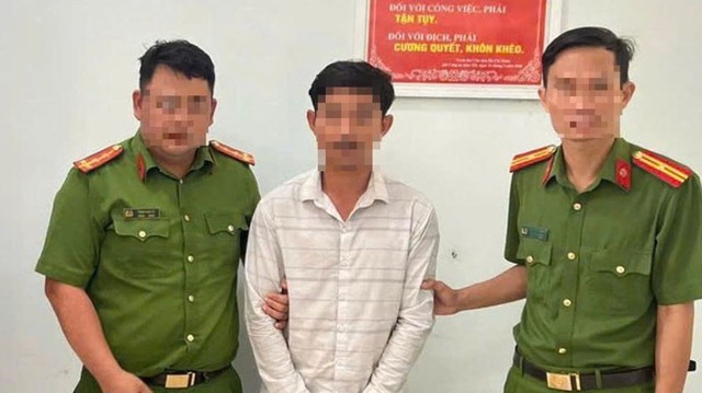 Bắt nghịch tử d&ugrave;ng điếu c&agrave;y đ&aacute;nh cha ruột nhập viện v&igrave; một lời khuy&ecirc;n- Ảnh 1.