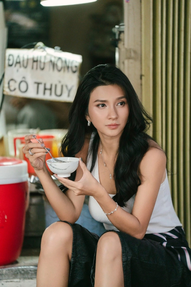 Nữ NSƯT là mỹ nhân vừa lọt đề cử Top 100 gương mặt đẹp nhất thế giới, U40 sắc vóc vạn người mê - Ảnh 4.