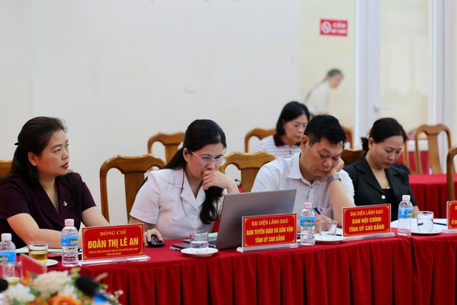 Đội ngũ luật gia miền núi phía Bắc góp sức hoàn thiện chính sách, pháp luật- Ảnh 3. Đội ngũ luật gia miền núi phía Bắc góp sức hoàn thiện chính sách, pháp luật- Ảnh 3.