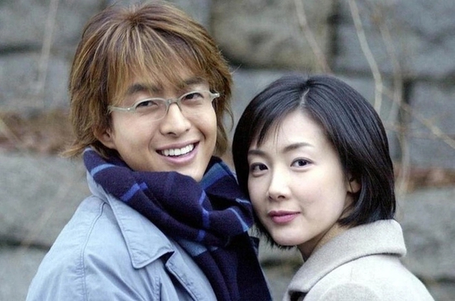 "Ông hoàng" Hallyu Bae Yong Joon bất ngờ xuất hiện cũng bà xã - Ảnh 3.