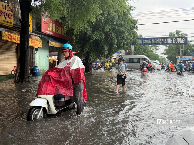 Tp.HCM: Chủ tịch phường Dĩ An lý giải sự cần thiết mở đường An Bình kết nối ga liên vận quốc tế- Ảnh 4. Tp.HCM: Chủ tịch phường Dĩ An lý giải sự cần thiết mở đường An Bình kết nối ga liên vận quốc tế- Ảnh 4.