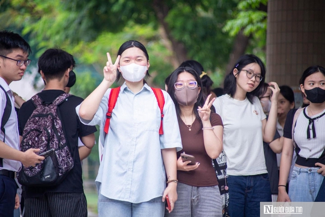 Đà Nẵng: Giữ an toàn từ cổng trường đến phòng thi, hỗ trợ thí sinh gặp sự cố những ngày "vượt vũ môn" - Ảnh 5.