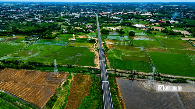 Đường Hồ Chí Minh qua Tây Ninh: Gấp rút hoàn thiện "mắt xích" cuối cùng để nối thông toàn tuyến- Ảnh 15. Đường Hồ Chí Minh qua Tây Ninh: Gấp rút hoàn thiện "mắt xích" cuối cùng để nối thông toàn tuyến- Ảnh 15.