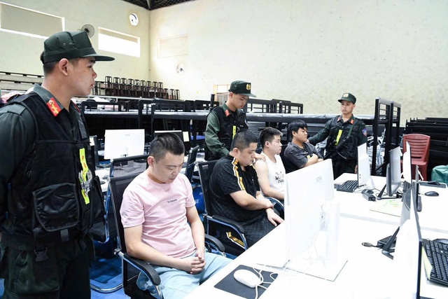 Chặn đứng đường dây lừa đảo quy mô lớn chuẩn bị hoạt động ở Việt Nam - Ảnh 2.