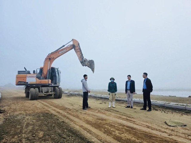 Thanh Hóa đẩy nhanh xây dựng khu tái định cư cho hơn 2.300 hộ dân nhường đất làm đường sắt cao tốc - Ảnh 1. Thanh Hóa đẩy nhanh xây dựng khu tái định cư cho hơn 2.300 hộ dân nhường đất làm đường sắt cao tốc - Ảnh 1.