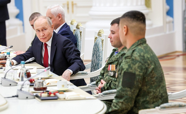 Phát biểu mới nhất của ông Putin về xung đột Ukraine và vai trò của NATO - Ảnh 1.
