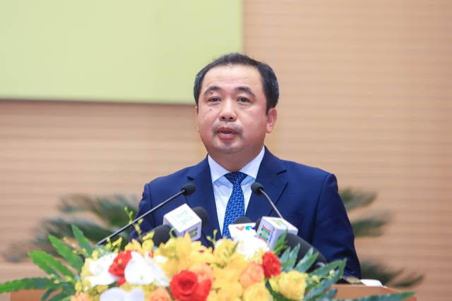 Bí thư Hà Nội: Tuyệt đối không để nghị quyết nằm trên giấy- Ảnh 1. Bí thư Hà Nội: Tuyệt đối không để nghị quyết nằm trên giấy- Ảnh 1.