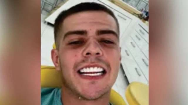 Tên tội phạm 23 tuổi bị bắt vì bức ảnh selfie - Ảnh 1.