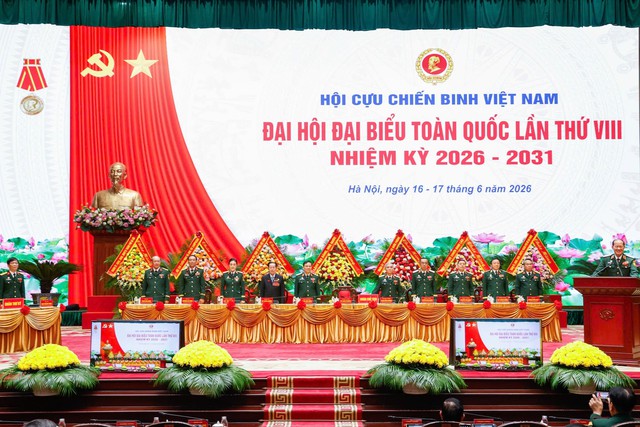 Khai mạc phiên thứ nhất Đại hội Hội Cựu chiến binh Việt Nam lần thứ VIII- Ảnh 1. Khai mạc phiên thứ nhất Đại hội Hội Cựu chiến binh Việt Nam lần thứ VIII- Ảnh 1.