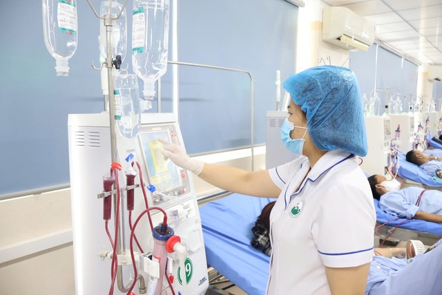Hà Nội hỗ trợ "hút" bác sĩ về y tế cơ sở, mức cao nhất 20 triệu đồng/tháng - Ảnh 1.