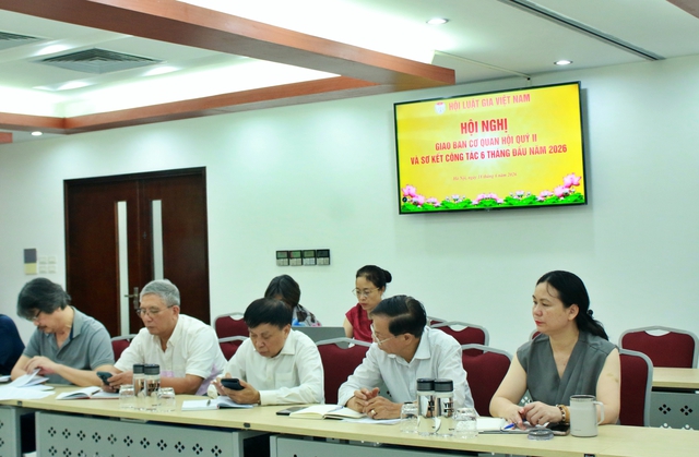 Thường trực Hội Luật gia Việt Nam họp sơ kết công tác 6 tháng đầu năm 2026 - Ảnh 3.