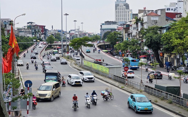 Từ ngày 1/7, Hà Nội triển khai vùng phát thải thấp - Ảnh 1.
