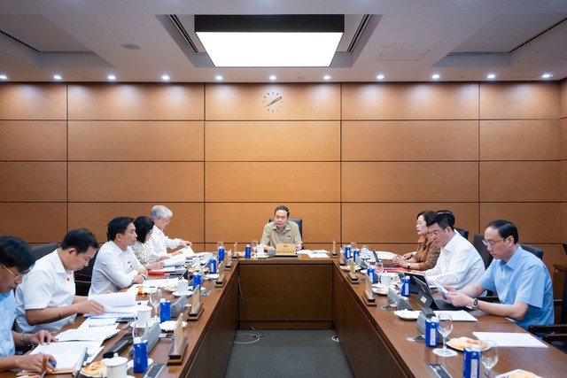 Chủ tịch Quốc hội: Biến quyết tâm thành hành động, nhiệm vụ thành sản phẩm cụ thể - Ảnh 2.
