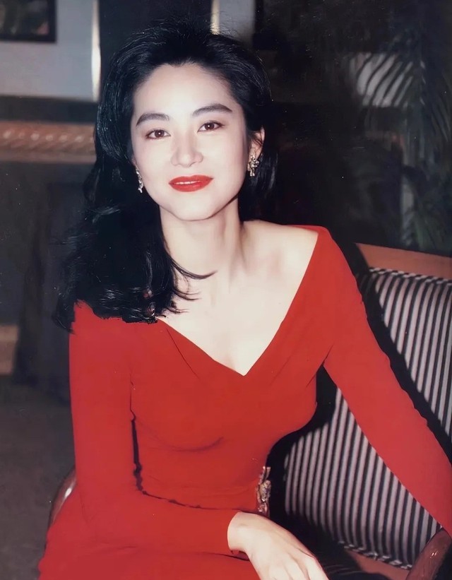 "Mỹ nhân 50 năm mới có một" và cuộc sống xa hoa viên mãn ở tuổi 72- Ảnh 1. "Mỹ nhân 50 năm mới có một" và cuộc sống xa hoa viên mãn ở tuổi 72- Ảnh 1.