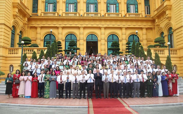 "Báo chí Cách mạng Việt Nam trong thời đại số" - lời hiệu triệu đổi mới - Ảnh 4.