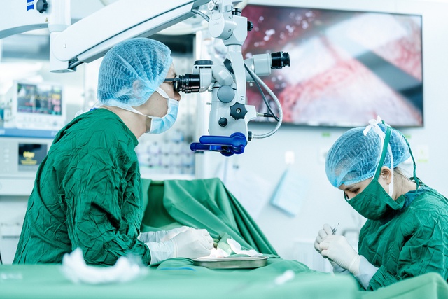 7 năm đi tìm tiếng khóc trẻ thơ và kỳ tích của cặp vợ chồng ở Hưng Yên- Ảnh 1. 7 năm đi tìm tiếng khóc trẻ thơ và kỳ tích của cặp vợ chồng ở Hưng Yên- Ảnh 1.