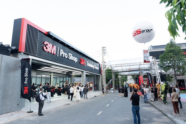 Sau khai trương 3M Pro Shop: câu chuyện minh bạch sản phẩm và quy trình thi công phim cách nhiệt- Ảnh 1. Sau khai trương 3M Pro Shop: câu chuyện minh bạch sản phẩm và quy trình thi công phim cách nhiệt- Ảnh 1.