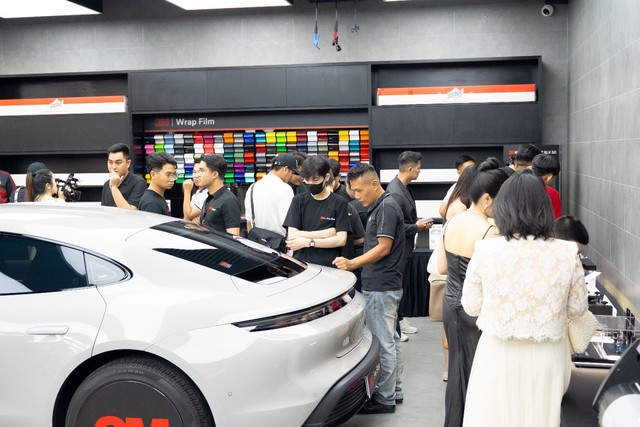 Sau khai trương 3M Pro Shop: câu chuyện minh bạch sản phẩm và quy trình thi công phim cách nhiệt- Ảnh 2. Sau khai trương 3M Pro Shop: câu chuyện minh bạch sản phẩm và quy trình thi công phim cách nhiệt- Ảnh 2.