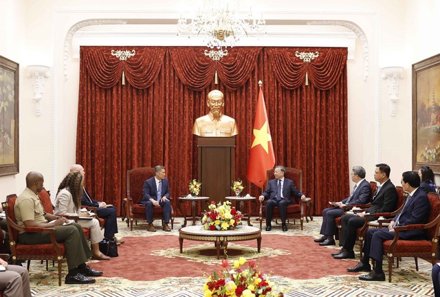 Tổng B&iacute; thư, Chủ tịch nước T&ocirc; L&acirc;m tiếp Quyền Bộ trưởng Hải qu&acirc;n Hoa Kỳ H&ugrave;ng Cao- Ảnh 2.