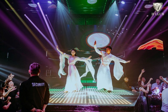 Cháy hết mình cùng những đêm nhạc bùng nổ tại H Club Hạ Long - Ảnh 4.