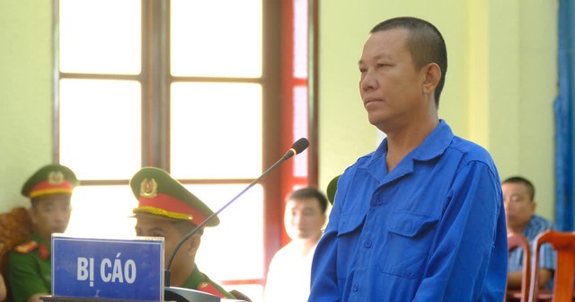 X&eacute;t xử lưu động vụ thảm &aacute;n khiến 3 mẹ con, b&agrave; ch&aacute;u  bị s&aacute;t hại ở T&acirc;y Ninh thu h&uacute;t đ&ocirc;ng đảo người theo d&otilde;i - Ảnh 3.