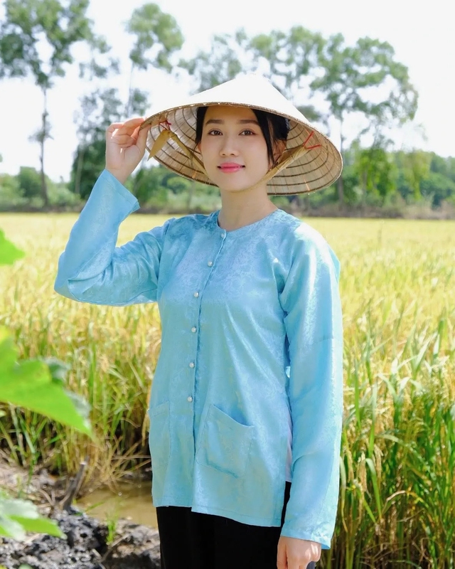 Cuộc sống ở tuổi 32 của nữ diễn vi&ecirc;n từng c&oacute; mối t&igrave;nh "chị - em" với cầu thủ Tiến Linh - Ảnh 3.