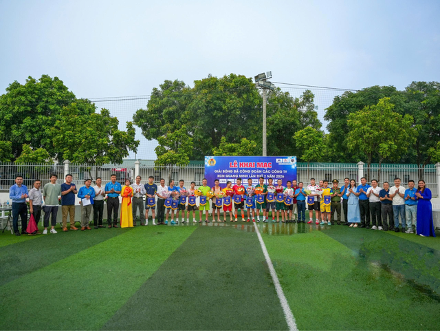 Khai mạc Giải b&oacute;ng đ&aacute; Khu c&ocirc;ng nghiệp Quang Minh lần thứ II năm 2026: Lan tỏa tinh thần thể thao, tăng cường gắn kết doanh nghiệp  - Ảnh 1.