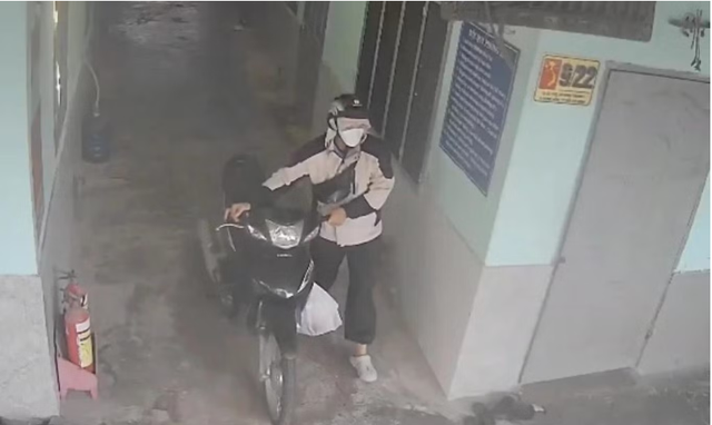 Vụ ph&aacute;t hiện bộ xương nam MC trong bụi rậm sau khi mất t&iacute;ch 19 ng&agrave;y: C&ocirc;ng an ph&aacute;t th&ocirc;ng b&aacute;o khẩn - Ảnh 2.